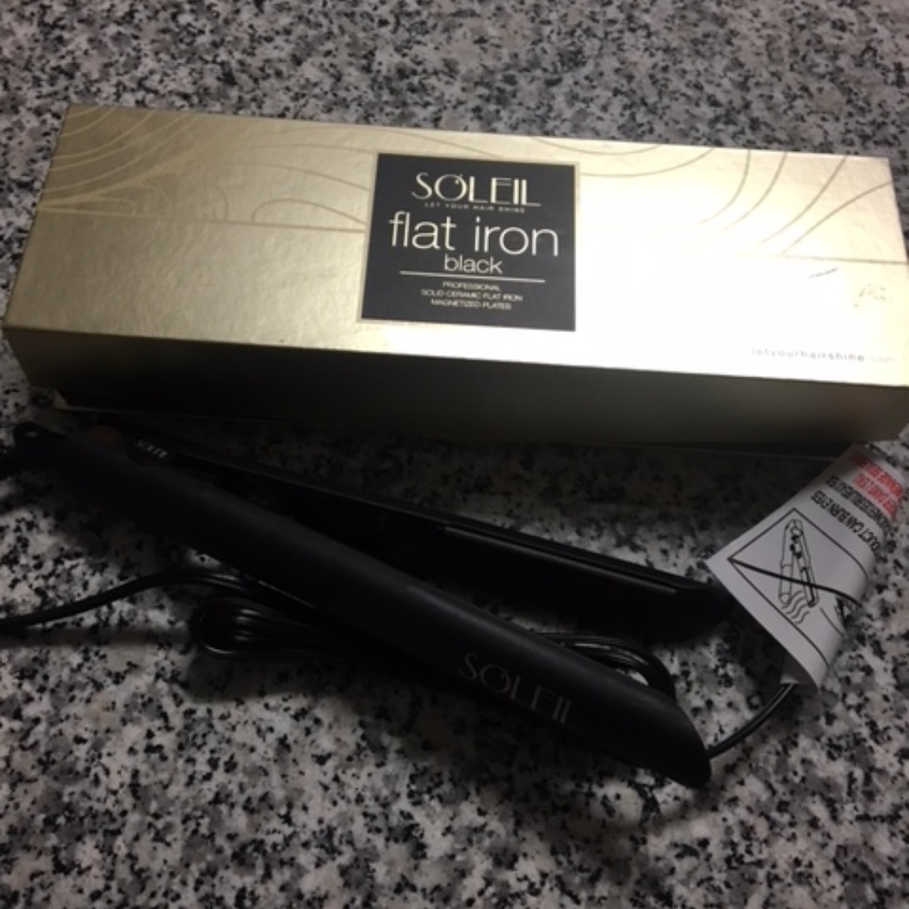 Soleil Flat Iron